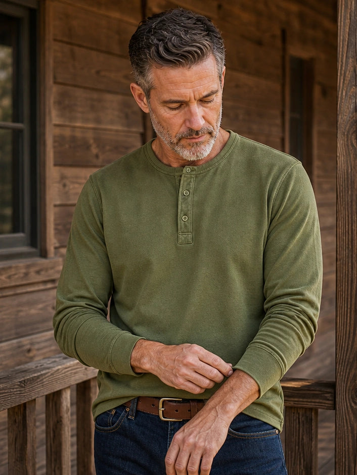 The Classic Henley Shirt in Army Green
